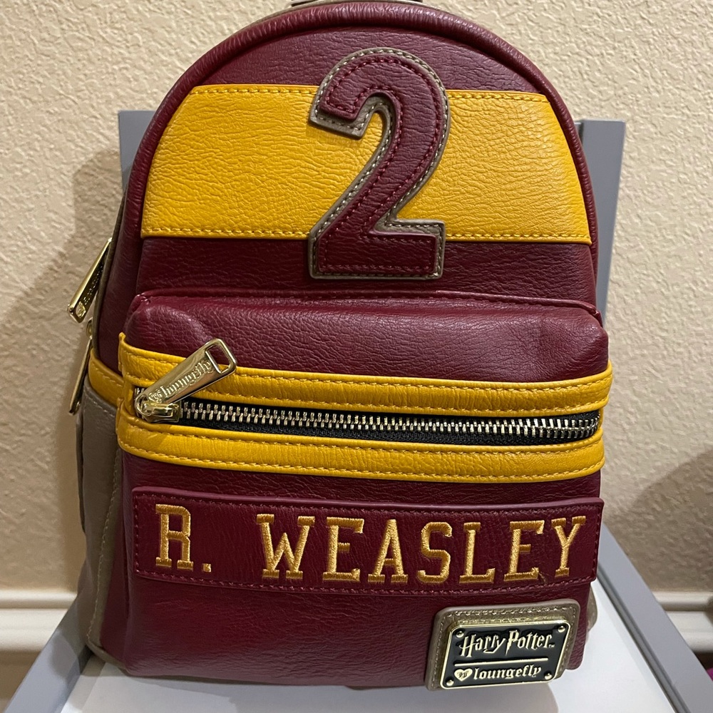 Loungefly R. Weasley Harry Potter